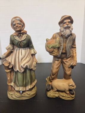 Vintage Aggie 1992 Ceramic Farmer Couple Figurines Rustic Folk Art Set of 2